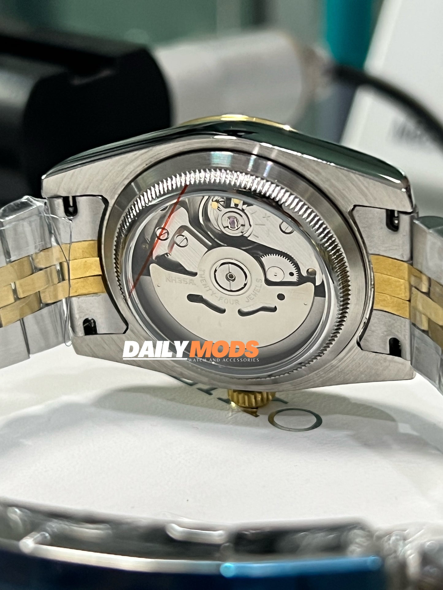 Two-Tone YG DJ White Stud