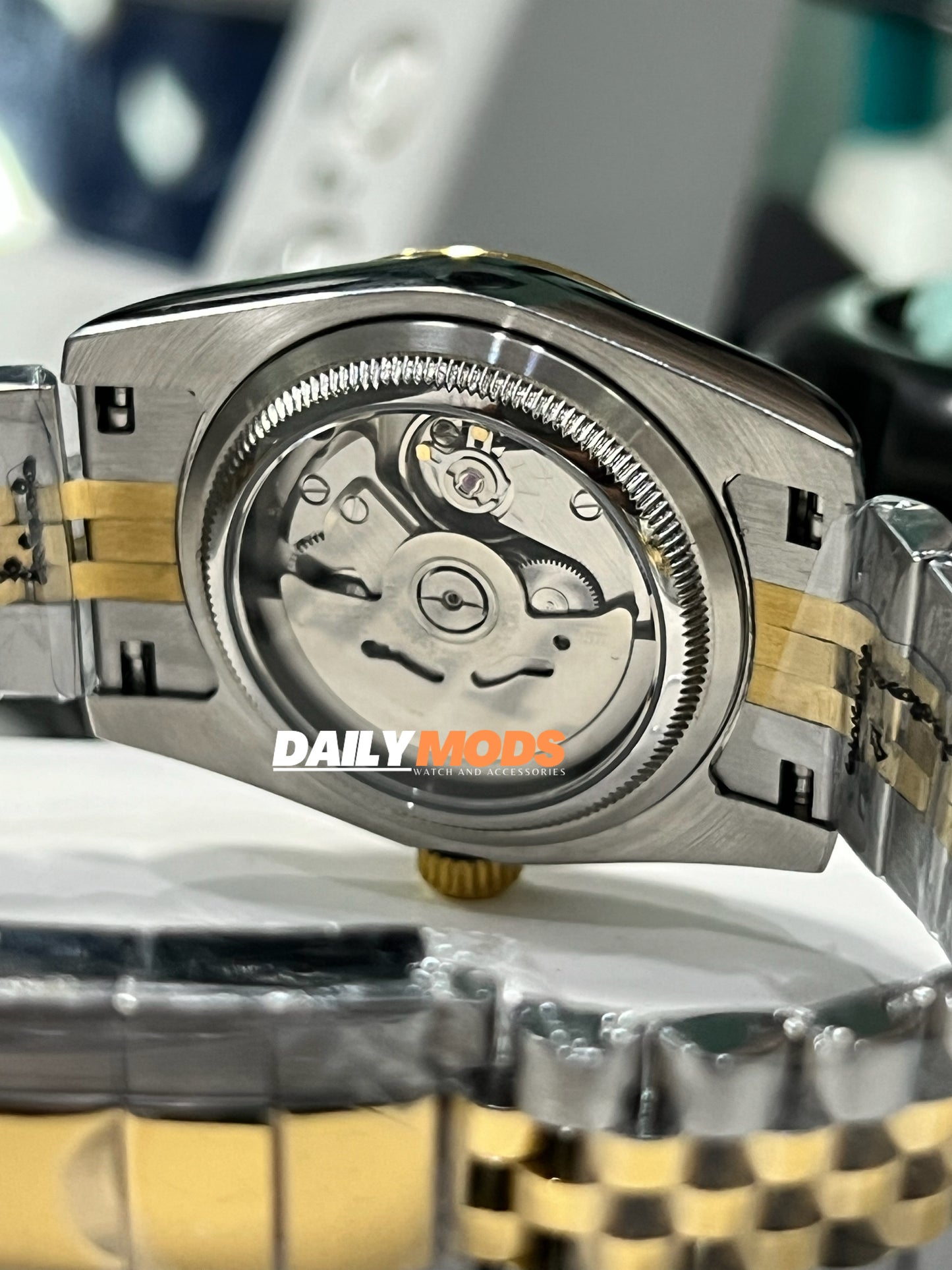 Two-Tone DJ Champage Stud