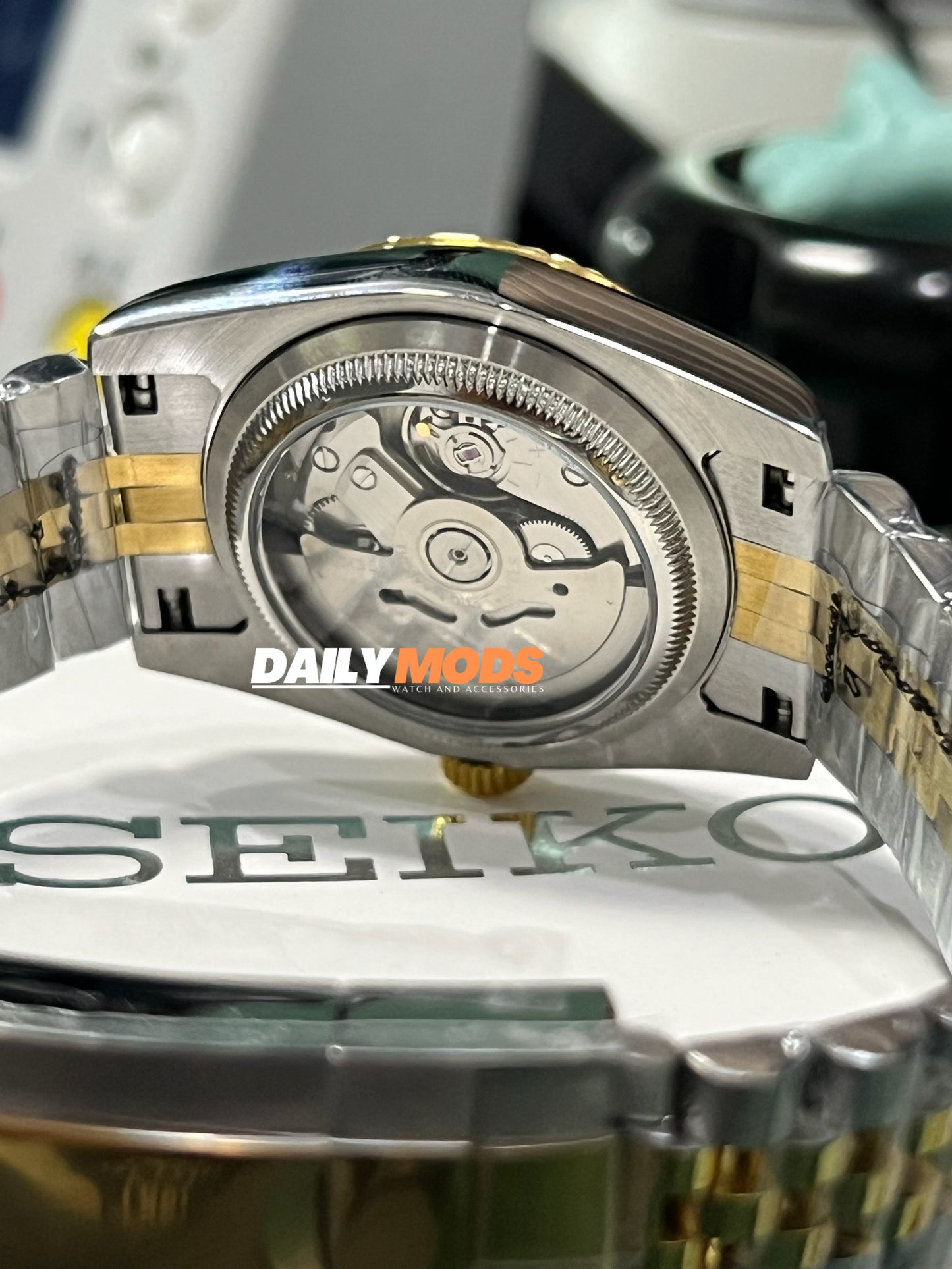 Two-Tone DJ Silver Roman
