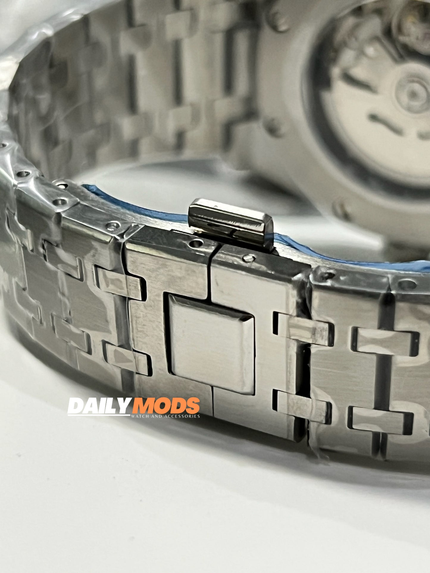Oak White Automatic