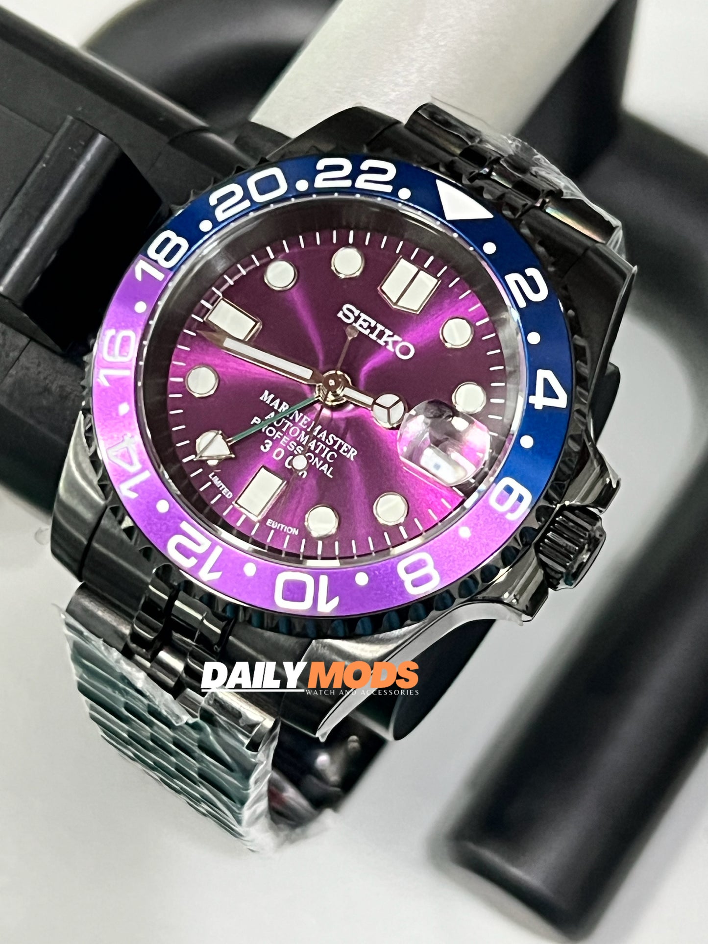 GMT Fuchsia