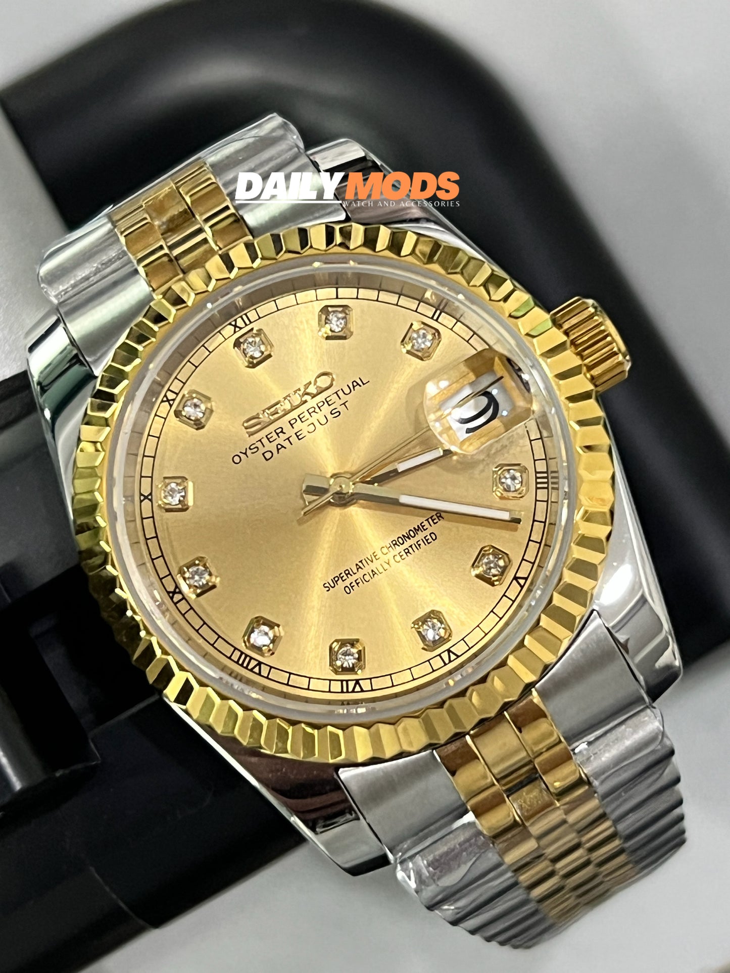 Two-Tone DJ Champage Stud