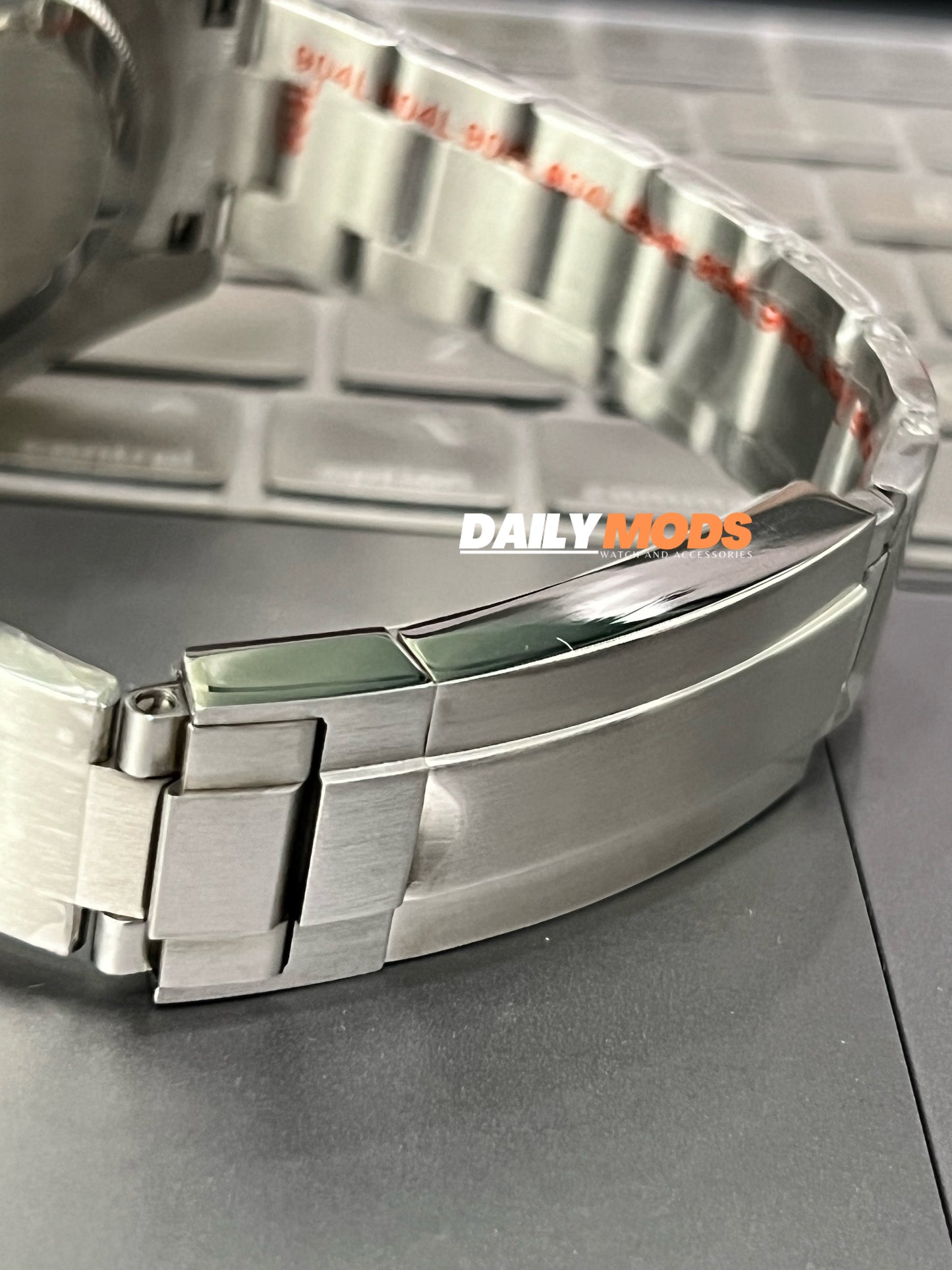 Gray Rhodium YM