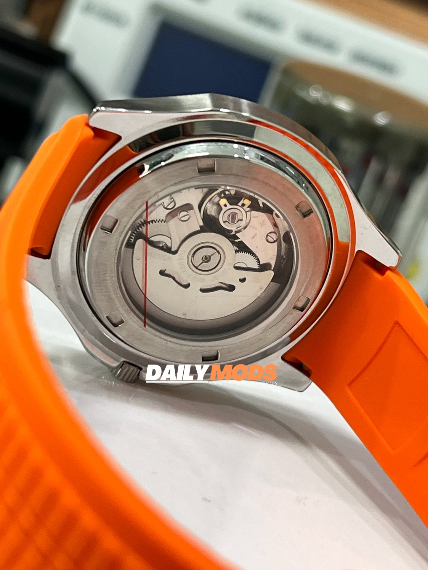 Aquanaut Orange