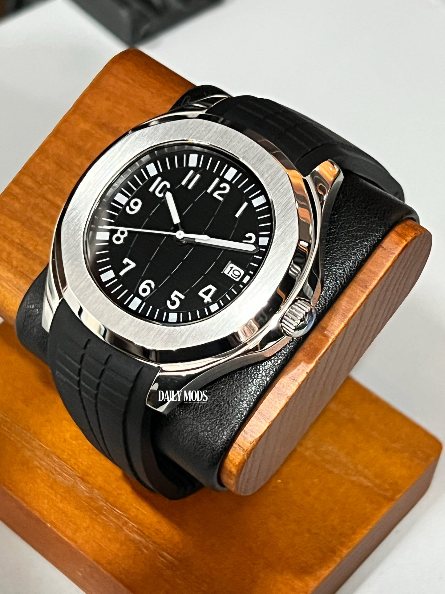 Black Aquanaut Inspired