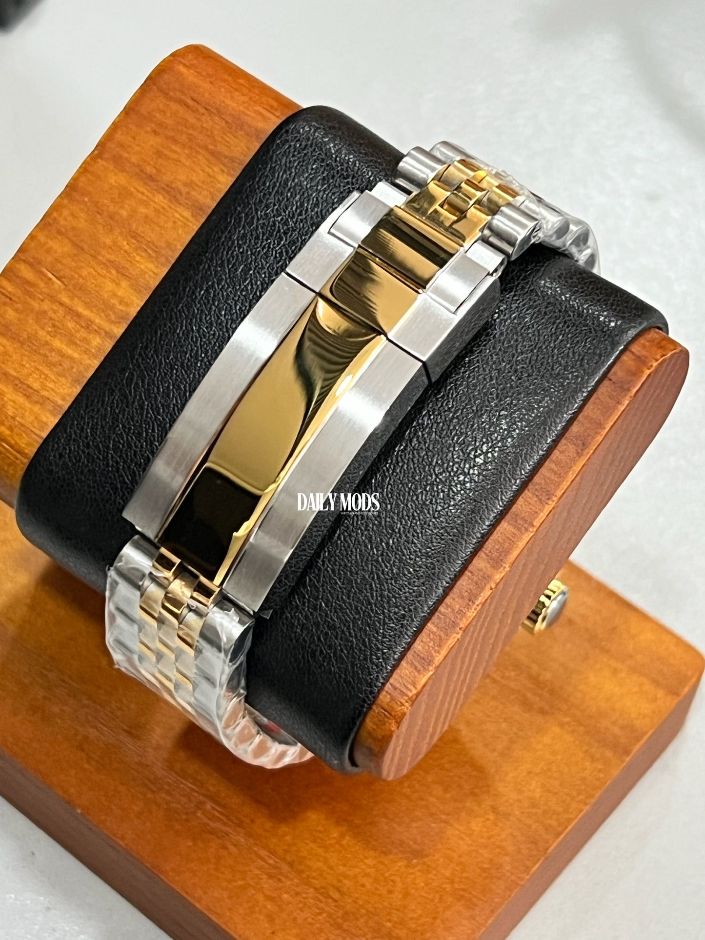 Two-Tone Gold/Stainless DJ Green Sunburst Dial