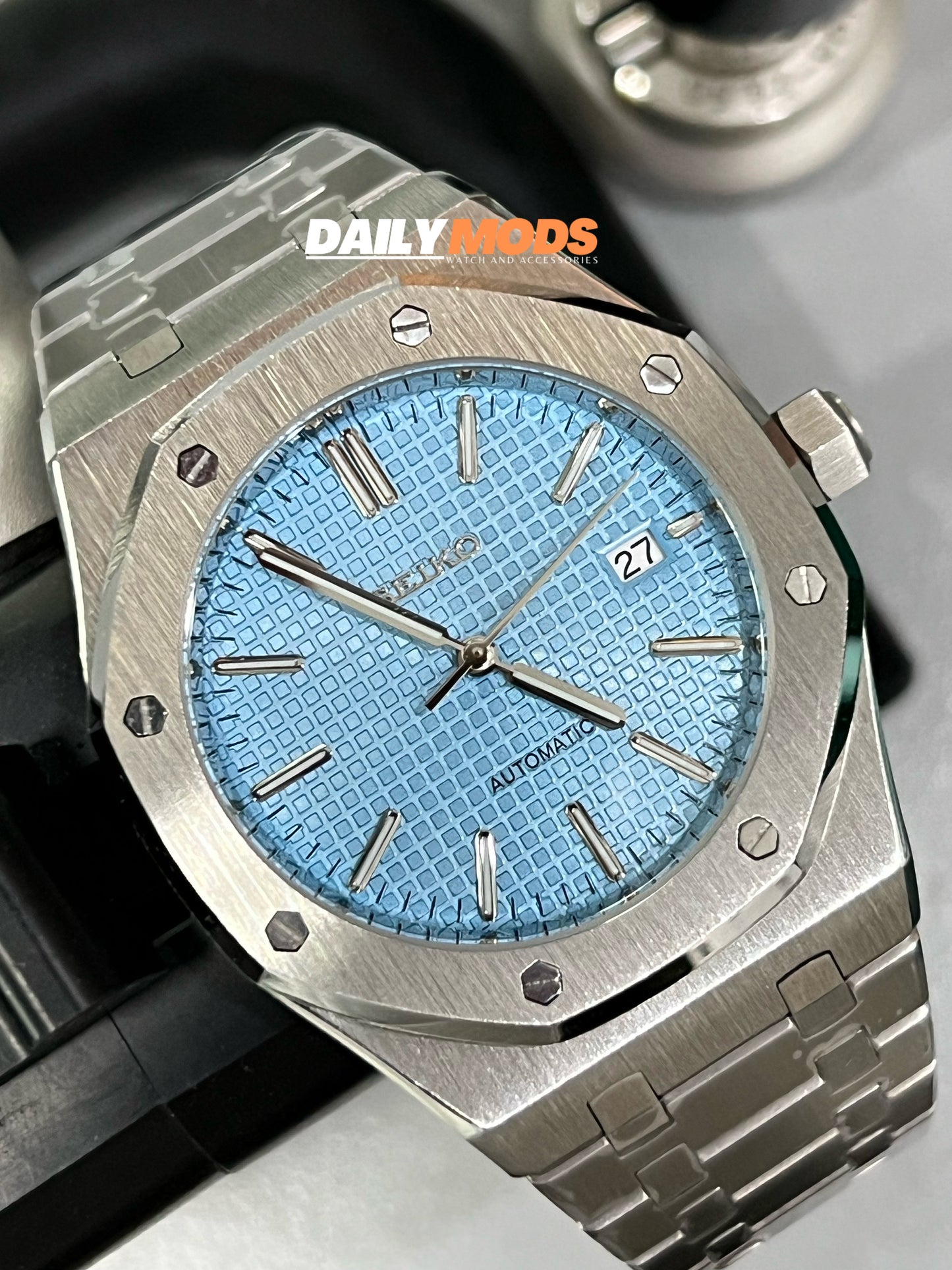 Oak Light Blue Automatic