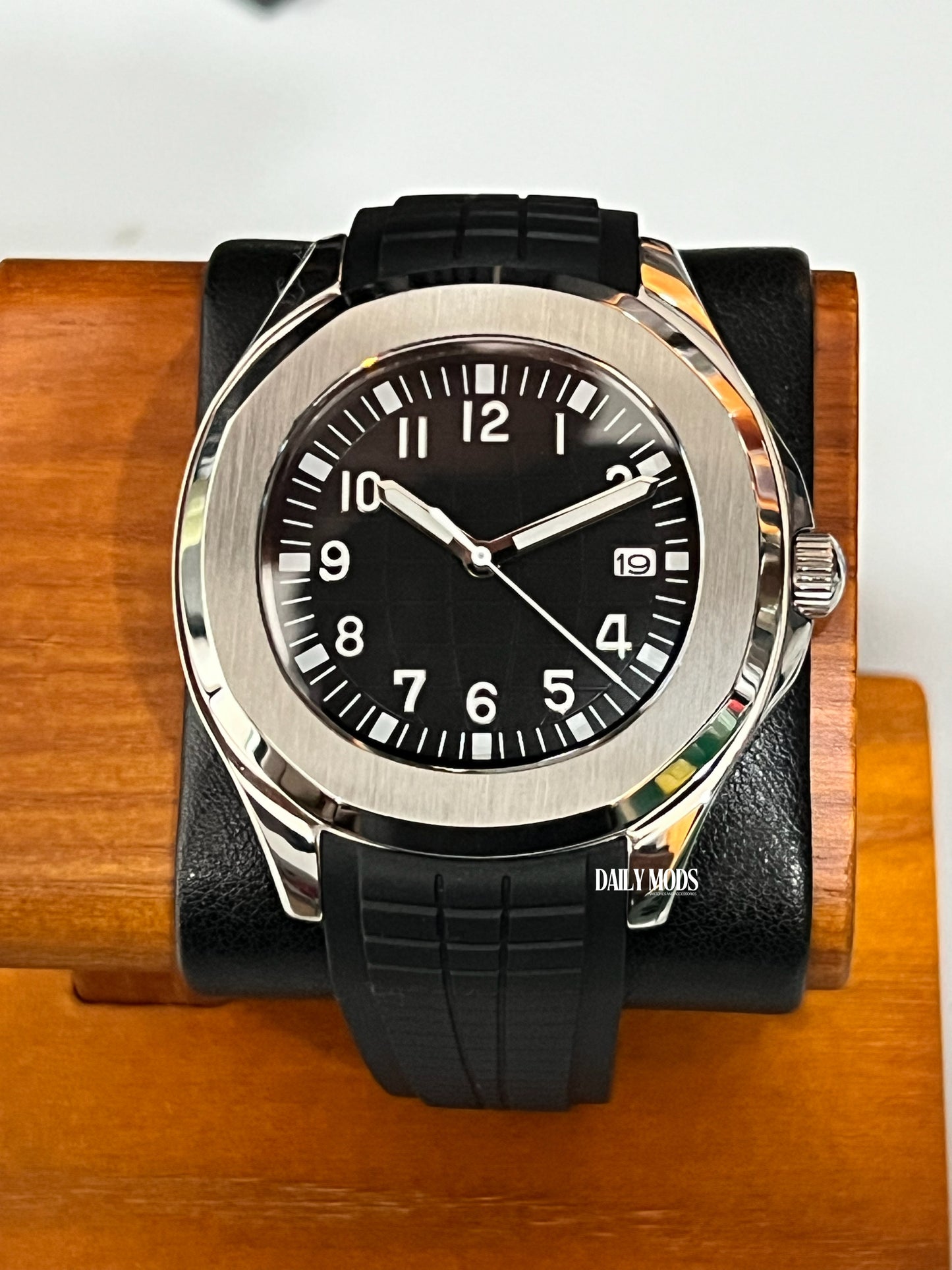Black Aquanaut Inspired